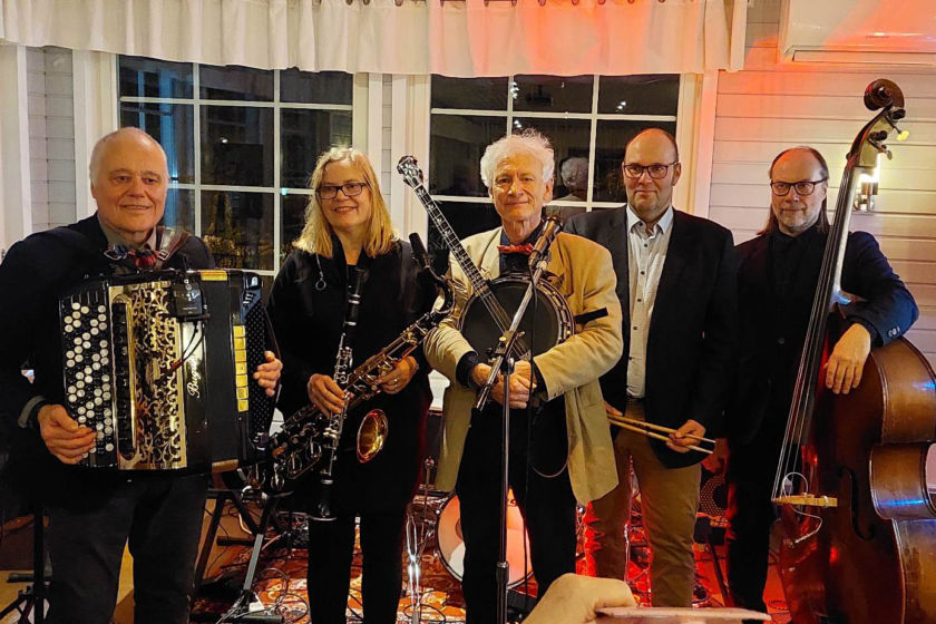 Jazzåå 5, ruotsinkielinen jazzbändi