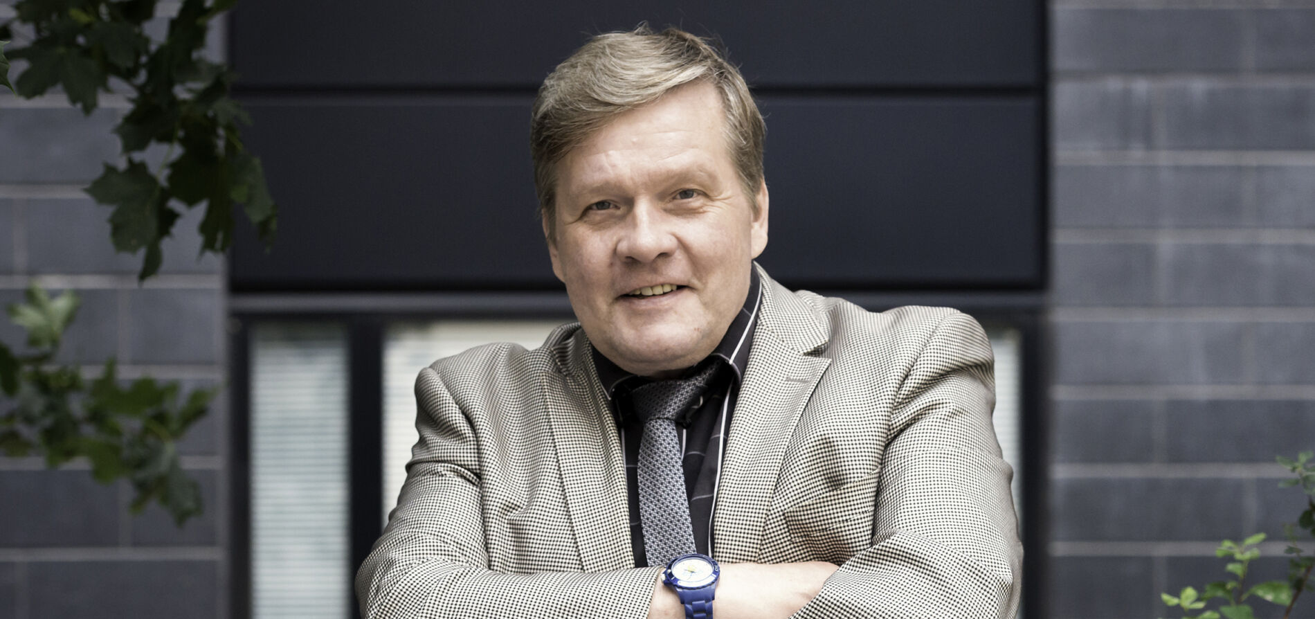 Juontaja Lauri Karhuvaara