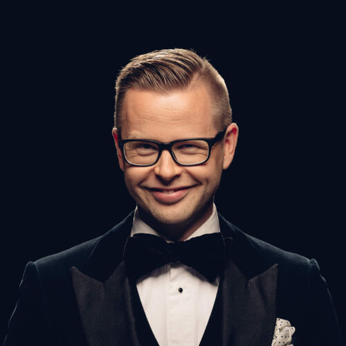 Martti Vannas, taikuri