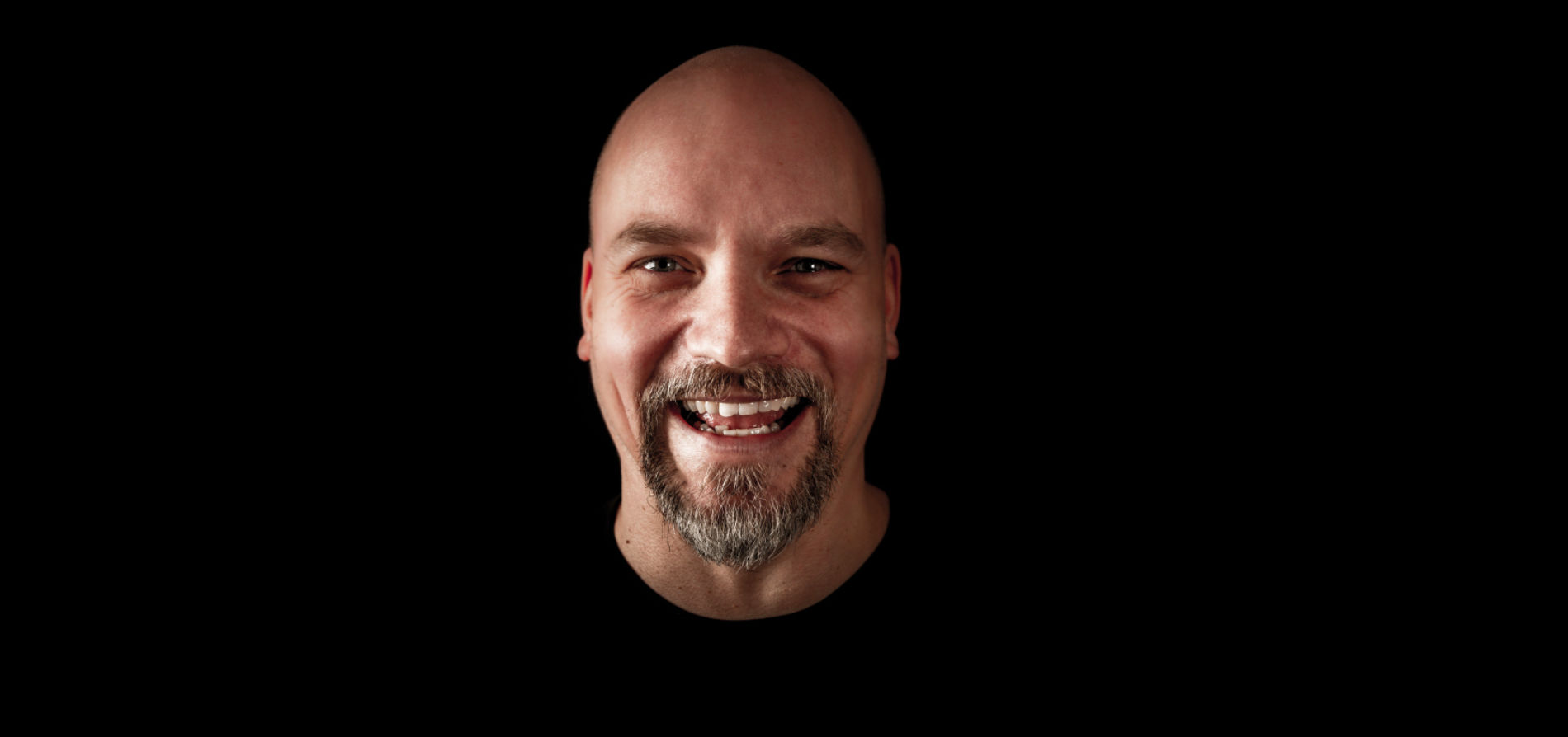 Niko Kivelä, stand up -taituri